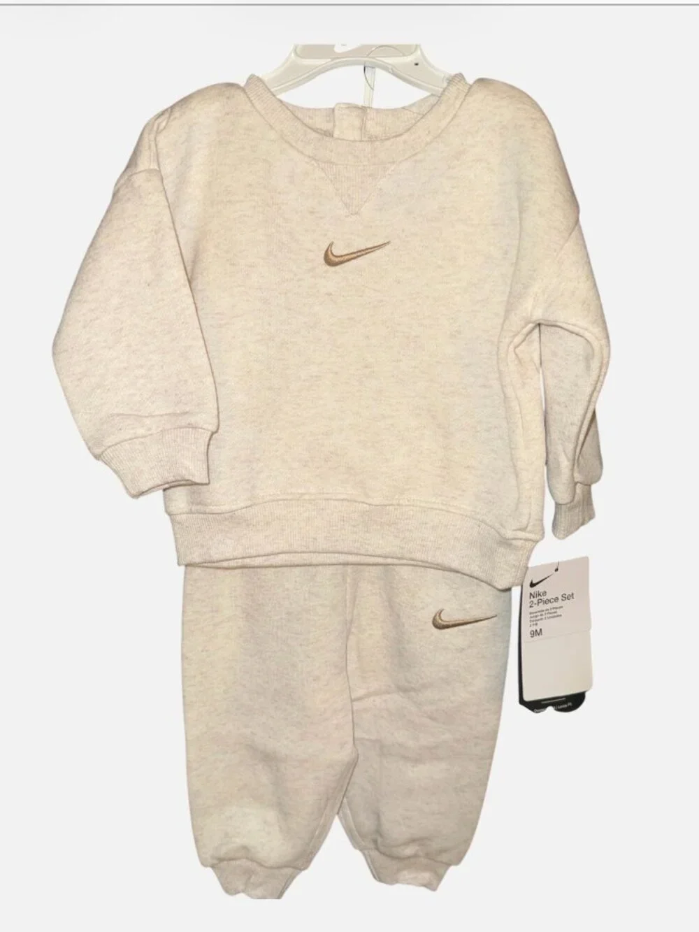 Baby Nike Essentials Fleece Crewneck Sweatshirt and Joggers Set  Size: 9M  Color